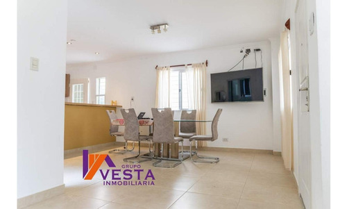 Casa En Venta *grand Bourg * Las Magdalenas