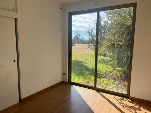 Vendo Casa 225 Mts 6200 Terreno 4dorm. 4b 4 Est Comuna Paine