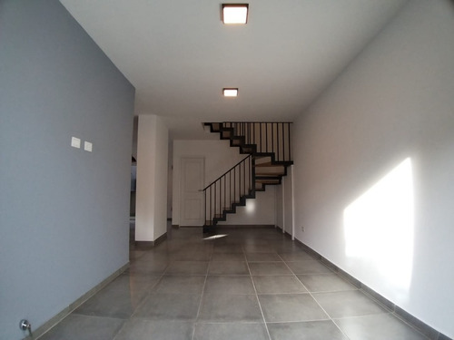 Imagen 9 de 21 de Duplex 3 Dorm. A Estrenar. Zona Nueva Municipalidad, Hospital Heller