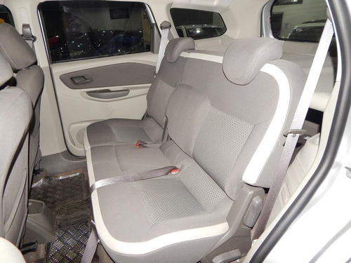 Imagem 12 de 14 de Chevrolet Spin 1.8 Lt 8v Flex Automática Completa Baixa Km