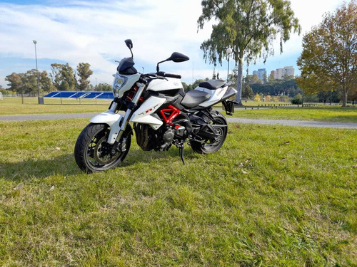 Imagen 1 de 4 de Benelli Tnt600