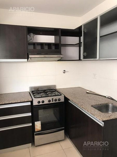 Imagen 4 de 10 de Departamento - La Plata