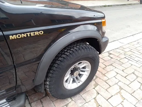Mitsubishi Montero 2.4 V11 Vna