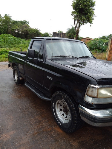Ford F-1000 Pikap