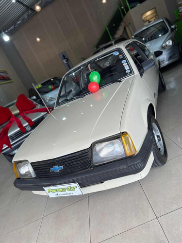 Chevrolet Monza Hatch
