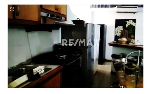 Imagen 2 de 5 de Venta De Casa Amplia Casa En Excelente Zona Del Este De Barquisimeto.