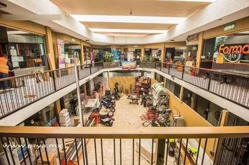 Plaza Comercial En Venta En Providencia, Guadalajara