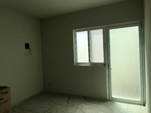 Imagen 8 de 12 de Casa Sola En Venta Fracc. Residencial Caletto