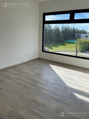 Imagen 8 de 13 de Casa A Estrenar - Las Golondrinas
