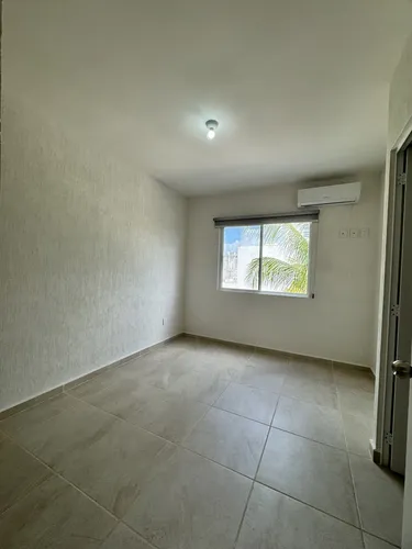 Casa En Residencial Maderos, Cancún, Q.r. (f7)
