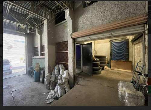Renta De Bodega Comercial En Iztapalapa, Frente A Central De Abastos Le399
