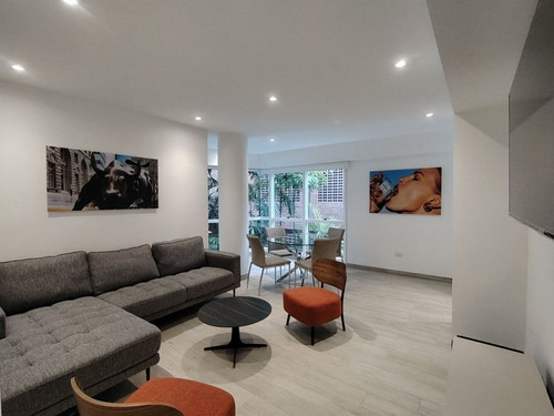 Maravilloso Apartamento En Alquiler - Campo Alegre. (mg)