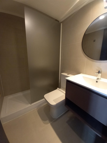 Departamento En Venta De 2 Dorm. Completamente Remodelado