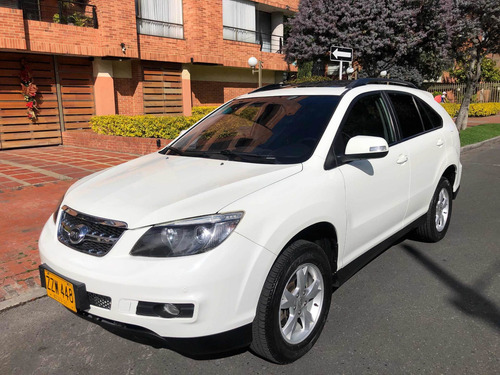 Byd S6 2400cc Glx Mt Techo