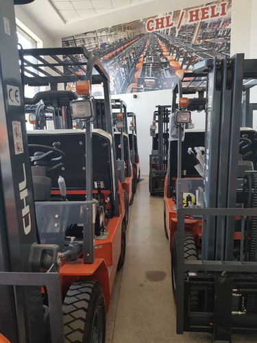Imagen 6 de 15 de Autoelevador Chl/ Heli 2500kg Motor A498 Euro3 Torre 3.5 M