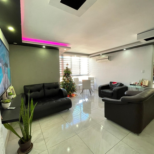 En Venta Pent-house Duplex En El Conjunto Resd. Valle Topacio, Municipio San Diego Estado Carabobo / Venezuela Emer.