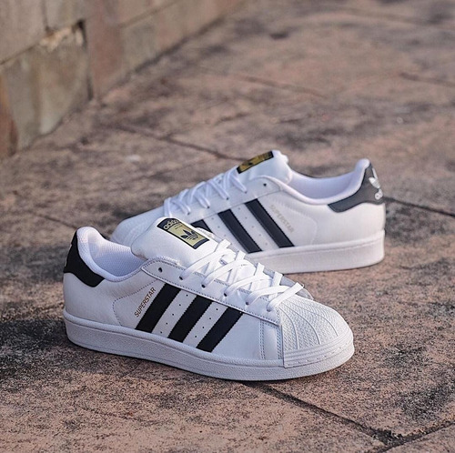 Tenis Adidas Superstar Concha, En Caja Azul (Usado)