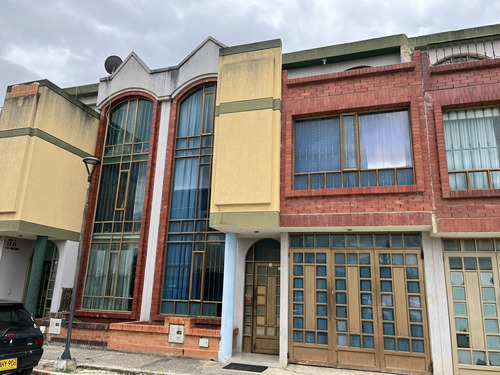 Venta O Permuta Casa En Portal De Hunzaua - Tunja