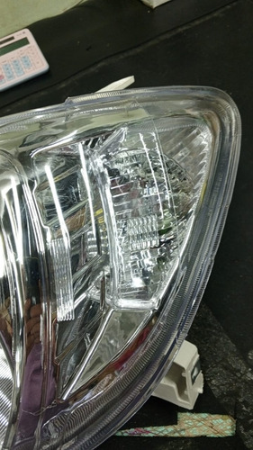 Par Farol Toyota Hilux Pick Up Srv 09 A 11 Pisca Cristal