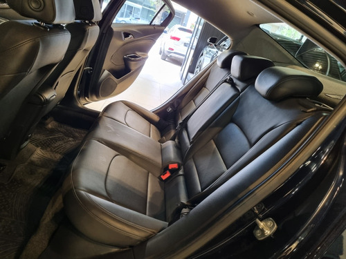 Chevrolet Cruze II 1.4 Sedan Lt