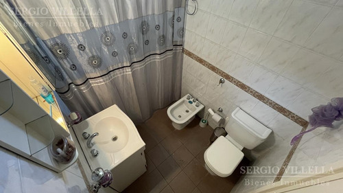 Imagen 23 de 29 de Casa De 4 Dormitorios En Venta En Rosario