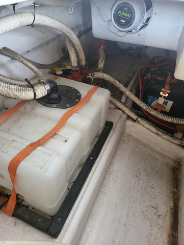 Imagen 6 de 12 de Mara 25 Volvo Penta V8 5.7 Gxi