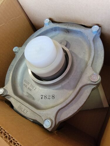 *new In Box* Honeywell V5055c 1091 Industrial 2-1/2 Gas Bbt