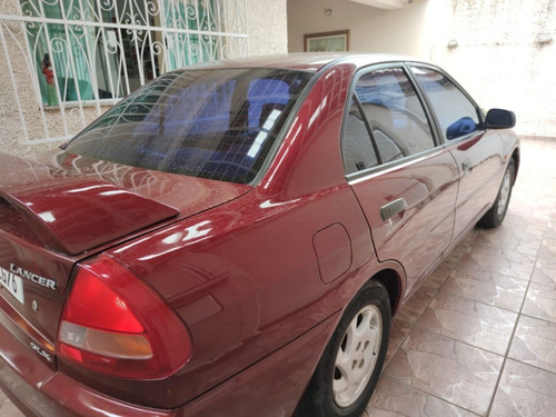 Imagem 2 de 4 de Mitsubishi Lancer Glx 97