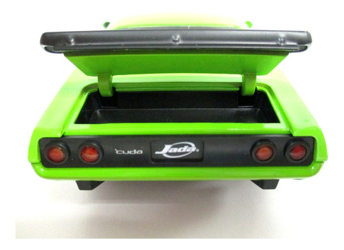Plymouth Barracuda 1970 Escala 1/24 Color Verde