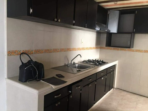 Departamento En Venta En Miguel Hidalgo, Torre Blanca, Calle Lago Ilopango No 45, Departamento 201, Edificio E Cerca De Bodega Aurrera, Teatro Legaria, Hospital General Issste. Bs09