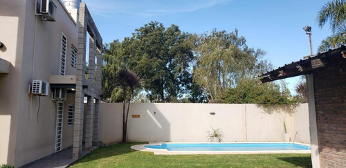 Imagen 3 de 14 de Venta De Casa Racionalista En Harás Miriam - Zapala 4178