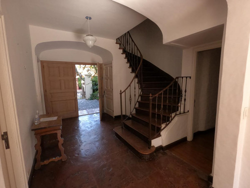 Casa A La Venta En Martinez De 4 Dormitorios - Av Libertador Al Rio - Vieyes 1200