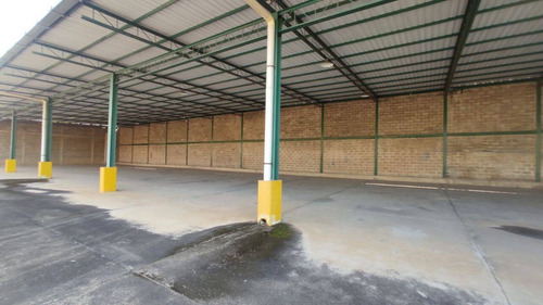Imagen 12 de 14 de Galpón En Venta En Tocuyito