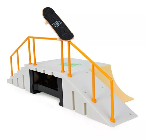 Pista Skate De Dedo Tech Deck - Pirâmide C/ Rampa e Escada - 2894 - Su -  Real Brinquedos