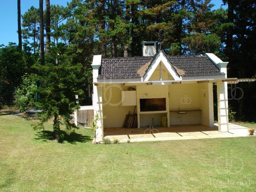 Imagen 9 de 21 de Casa De Gran Predio A 500mts Del Mar, San Rafael, Punta Del Este