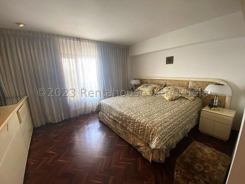Bello Y Muy Amplio Apartamento Con La Mejor Vista Sobre El Valle De Caracas En Alquiler En Santa Eduvigis Vi Mls #24-7470