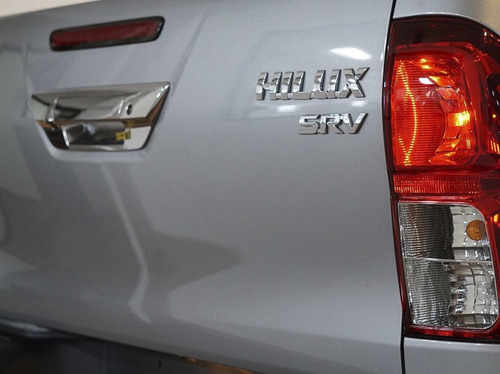 Imagem 8 de 15 de Toyota Hilux 2.8 D-4d Turbo Diesel Cd Srv 4x4 Automático