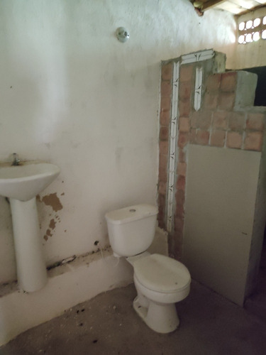 Imagen 7 de 8 de Venta Casa A Remodelar Colinas La Lagunita Sur