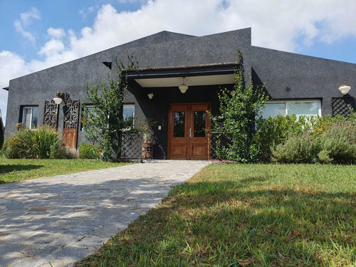 Casa  En Alquiler En El Cantón, Escobar, G.b.a. Zona Norte