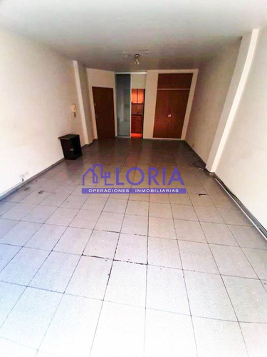 Imagen 3 de 19 de Oficina En Venta - Apto Vivienda - Oportunidad.-