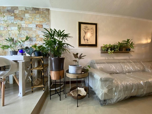 Venta Espacioso Apartamento Urb Parque Caiza Om# 25-23311
