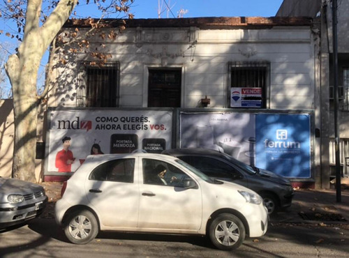 Terreno A Metros De Hospital Español , Godoy Cruz.