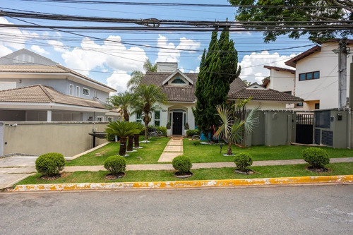 Casa De Condomínio À Venda Na Avenida Estácio De Sá, São Paulo Ii, Cotia - Sp - Liv-4722