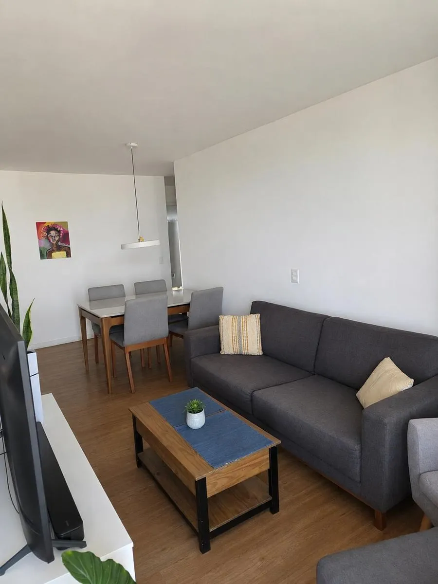 Alquiler Apartamento 2 Dormitorio Con Garaje, En Centro · Foto 4