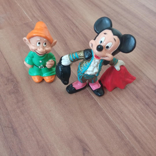 Miniaturas Disney Mickey Toureiro E Dunga - Clássico 7cm (Usado)