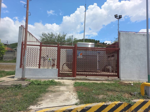 Imagen 10 de 14 de Estación De Servicio En Venta En Puerto Cabello