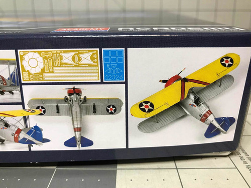 Kit Plastimodelo Avião Grumman F3f-2 Vf-6 1:48 Academy