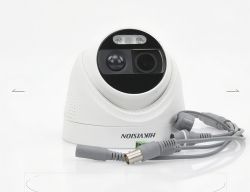 Câmera dome colorida 24/7 de 2,8 mm Ip67 Pir com alarme estroboscópico 1080p