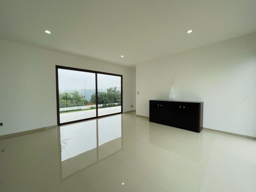 Imagen 6 de 30 de Casa Estilo Minimalista En Venta, Fincas De Sayavedra. Atiza