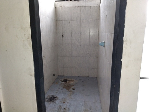 Imagen 15 de 21 de *+584144713559* Galpon En Venta En Complejo Ind Santa Rosa/pto Cabello/carabobo. 3000mts,areas De Ofocina,6baños,area De Comedor,banco De Transformadores Alta Tension,conj Cerrado,tanque De Agua.